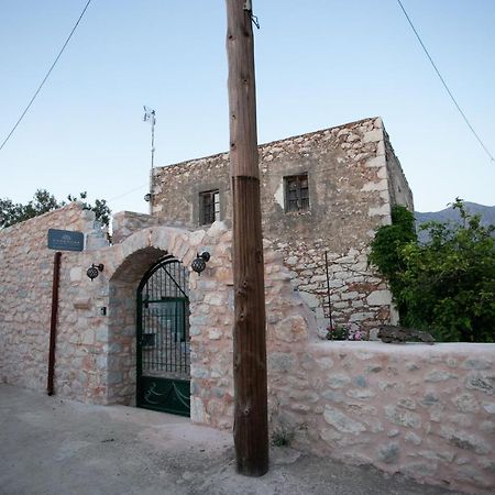 Vila Charouda Country House Pírgos Dhiroú Exteriér fotografie